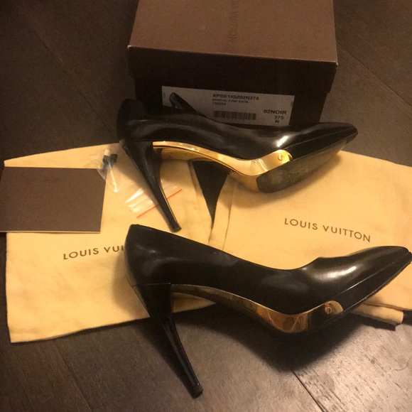 Louis Vuitton Shoes - Louis Vuitton sensual pump gold sole 37.5